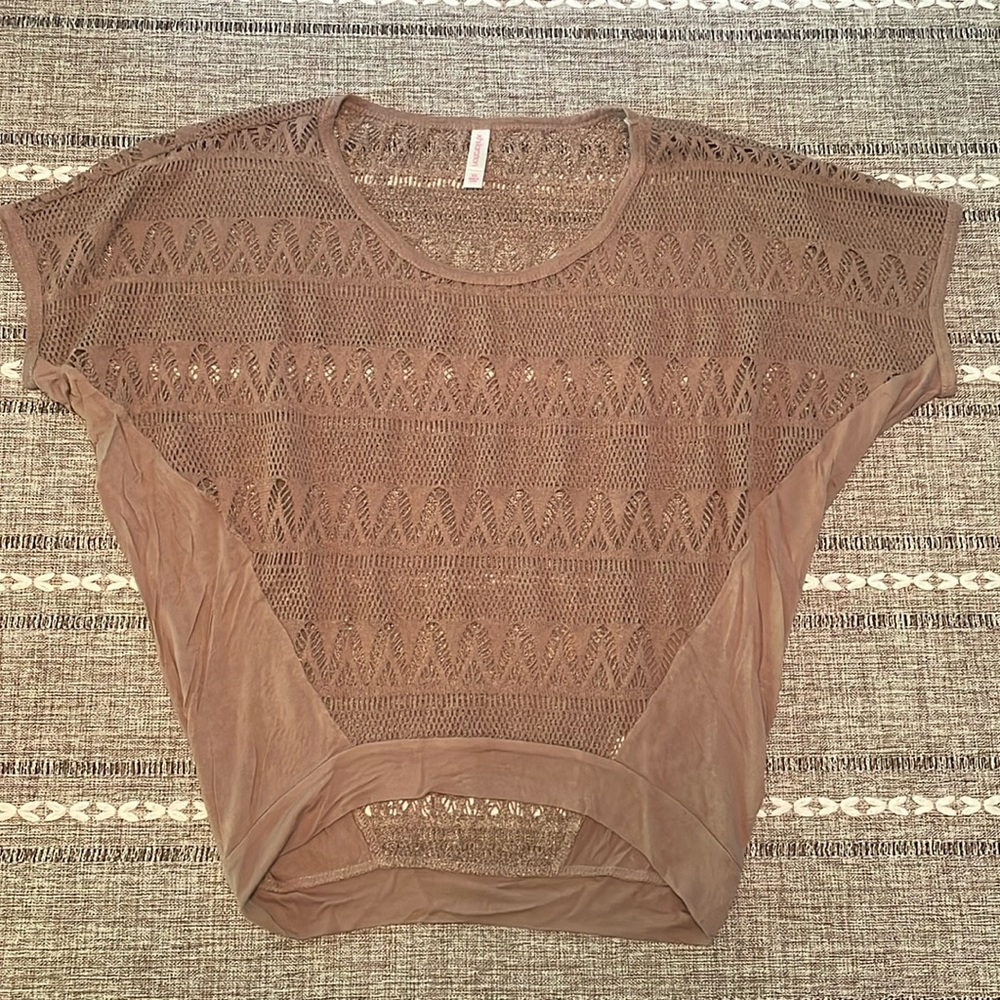 Xhilaration X-Small Short Sleeve Knit Top.